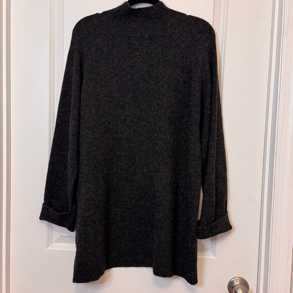 Sadie & Sage Charcoal tunic length sweater - Picture 3 of 3